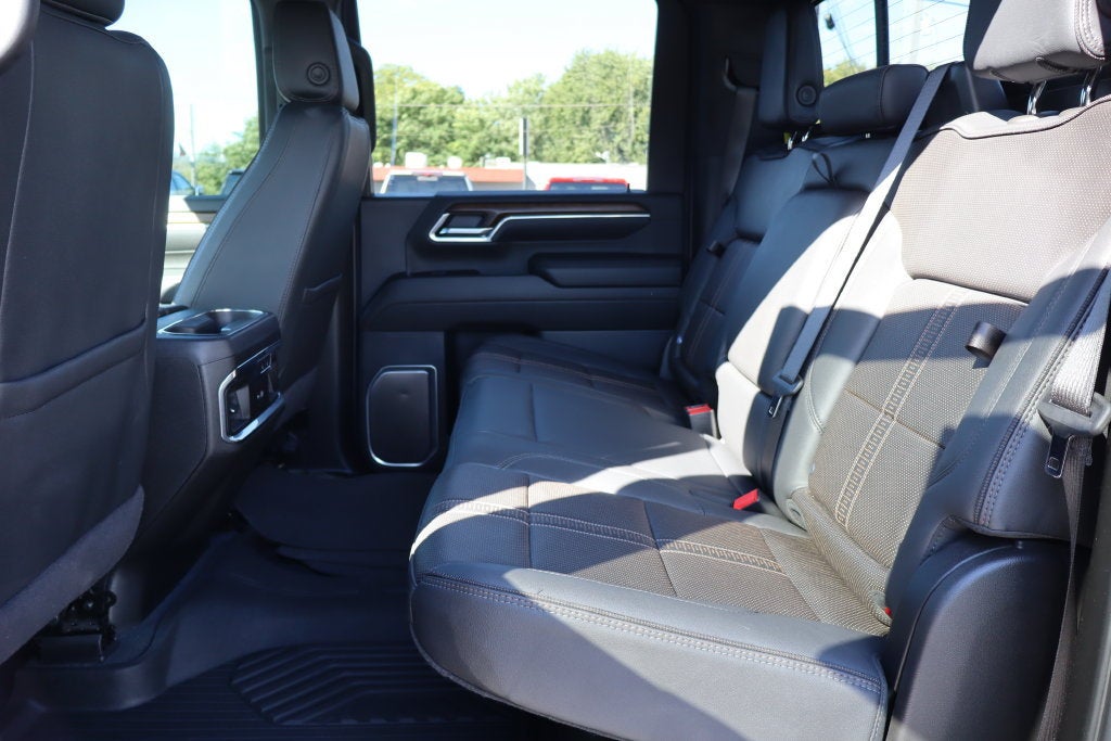 2025 Chevrolet Silverado 3500 HD High Country