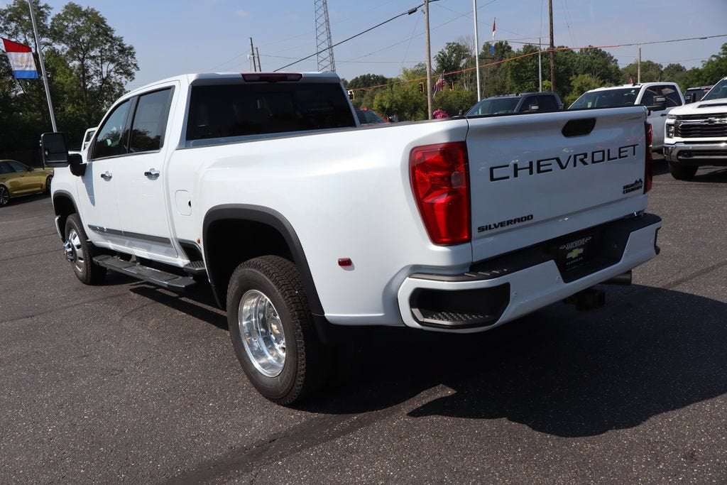 2026 Chevrolet Silverado 3500 HD High Country