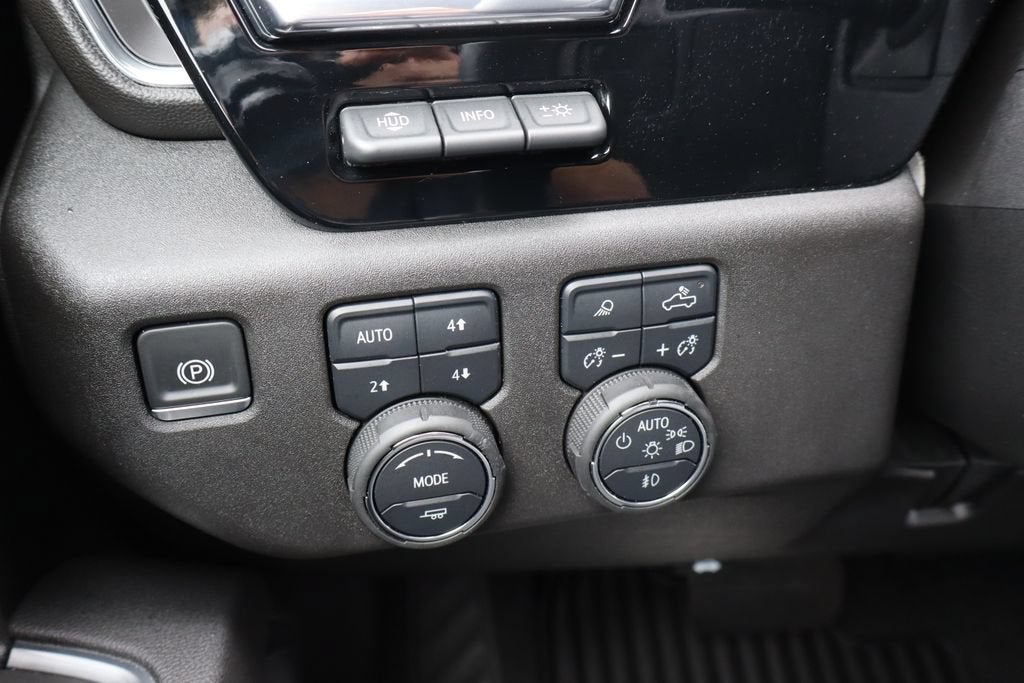 2025 Chevrolet Silverado 3500 HD High Country