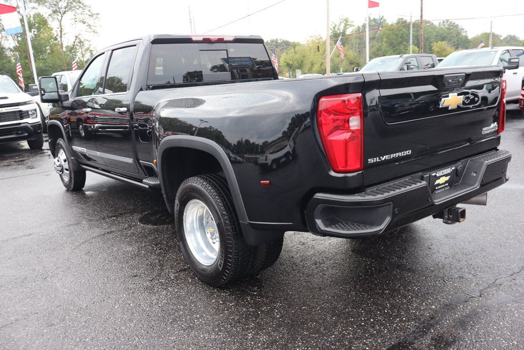 2025 Chevrolet Silverado 3500 HD High Country