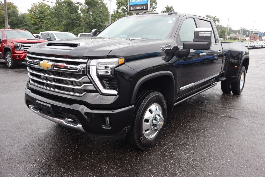 2025 Chevrolet Silverado 3500 HD High Country