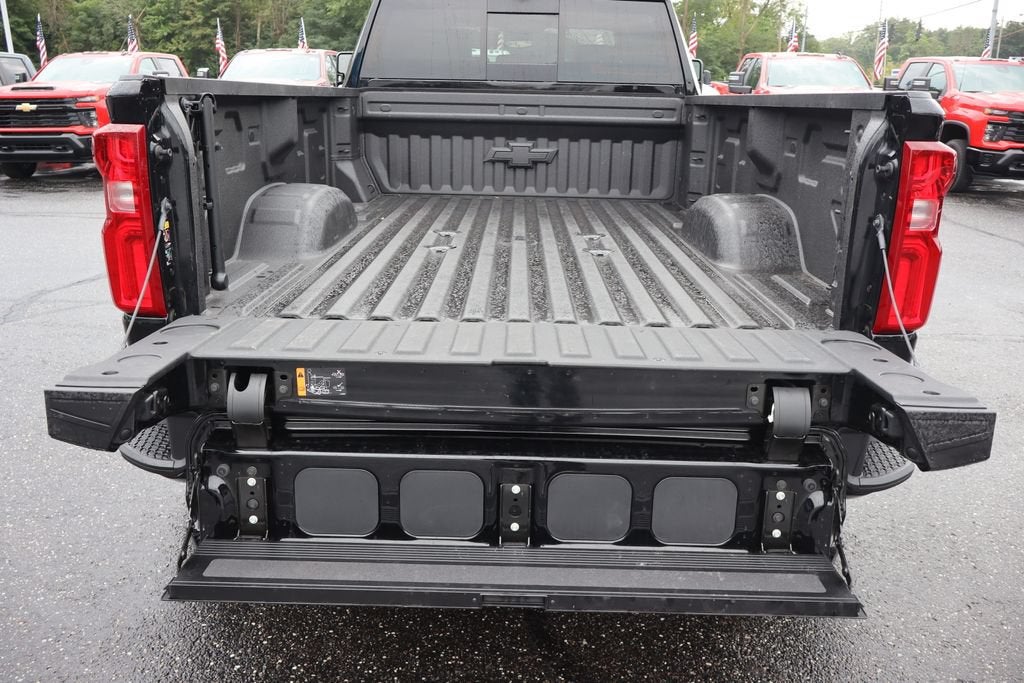 2025 Chevrolet Silverado 3500 HD High Country