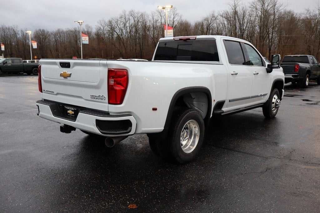 2026 Chevrolet Silverado 3500 HD High Country DRW