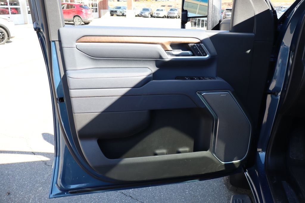 2026 Chevrolet Silverado 3500 HD High Country