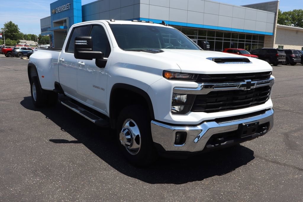 2024 Chevrolet Silverado 3500 HD LT
