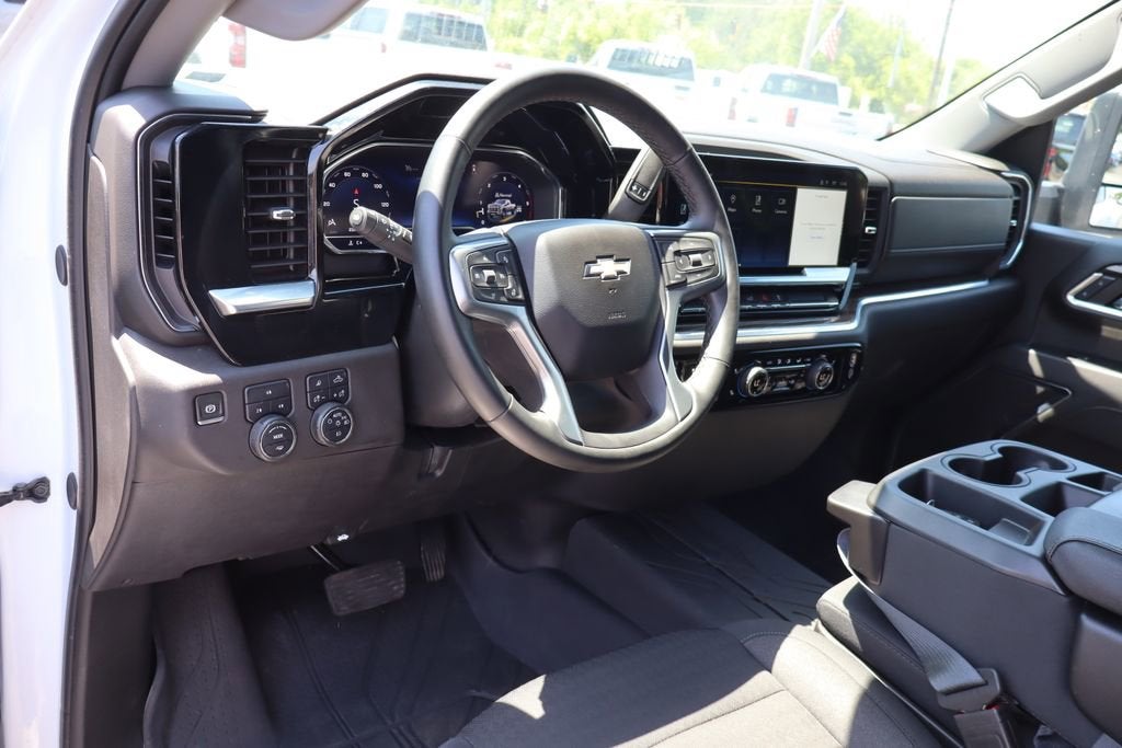 2024 Chevrolet Silverado 3500 HD LT