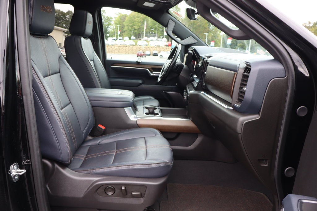 2024 Chevrolet Silverado 3500 HD High Country