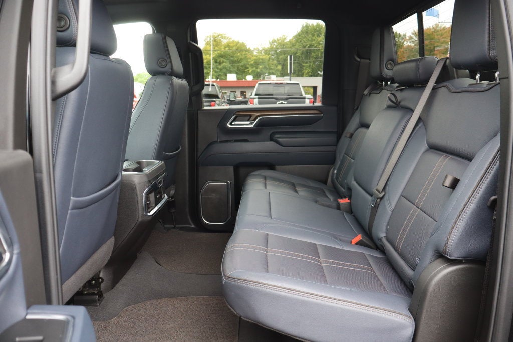 2024 Chevrolet Silverado 3500 HD High Country