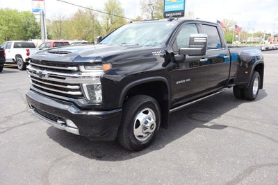 2022 Chevrolet Silverado 3500 HD High Country
