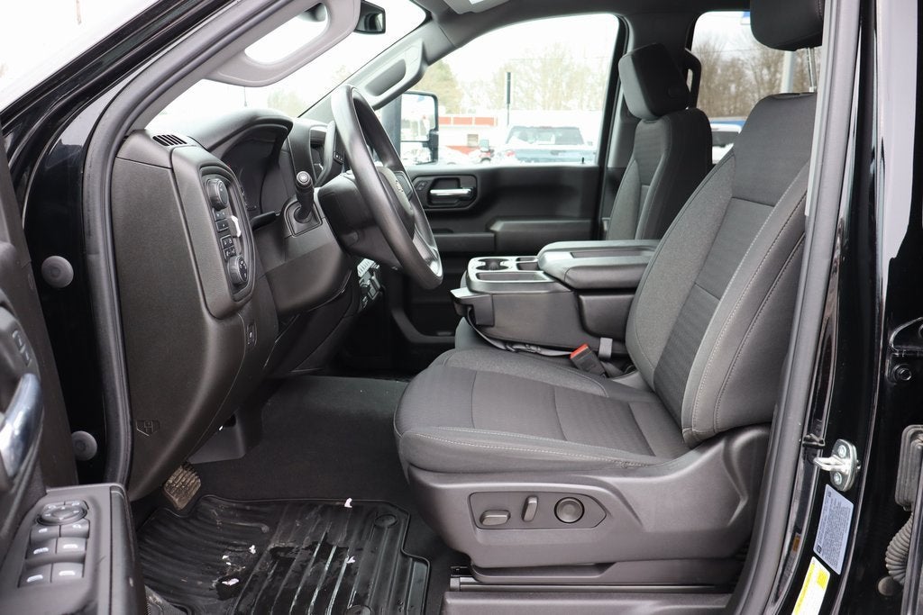 2024 Chevrolet Silverado 2500 HD Custom