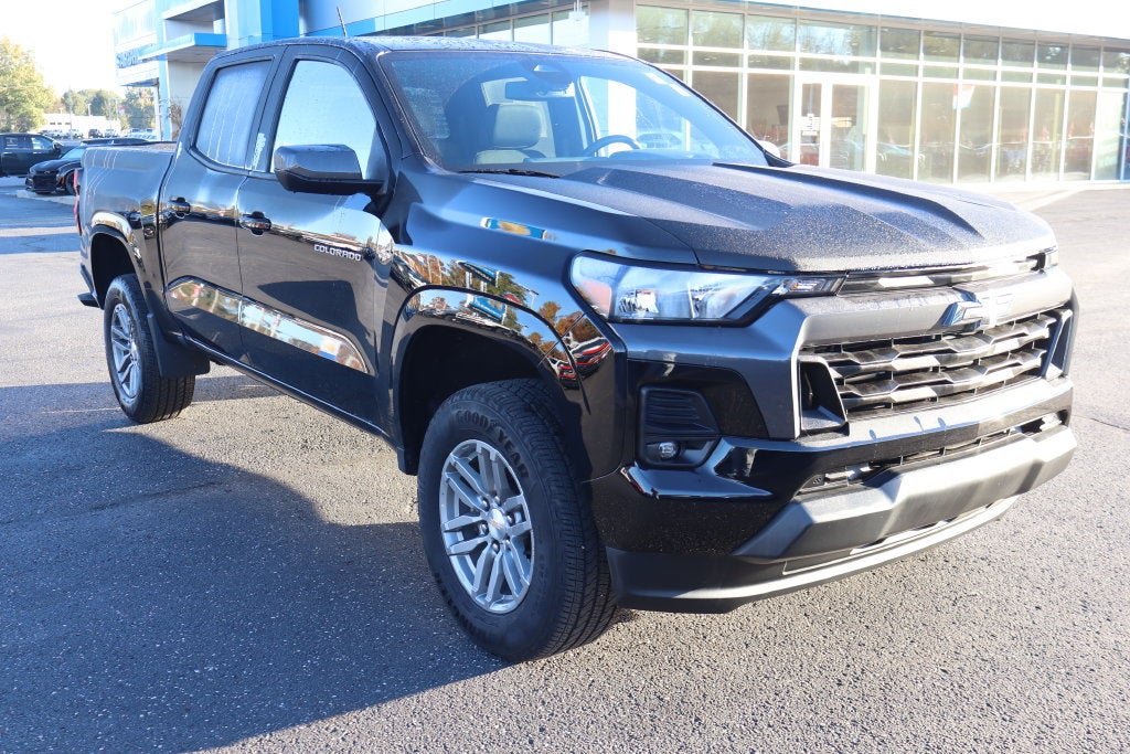 2023 Chevrolet Colorado LT