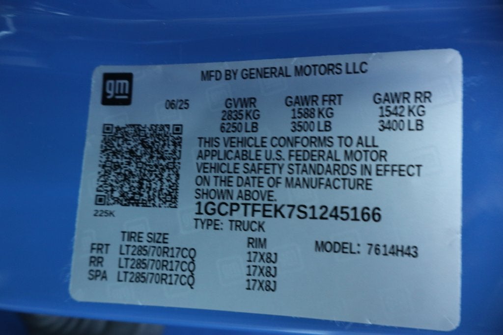 2025 Chevrolet Colorado ZR2