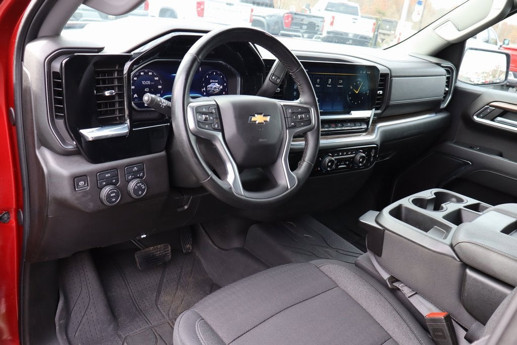 2024 Chevrolet Silverado 1500 LT