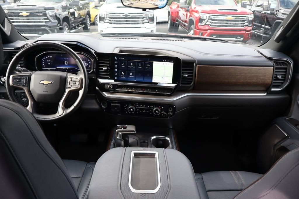 2022 Chevrolet Silverado 1500 High Country
