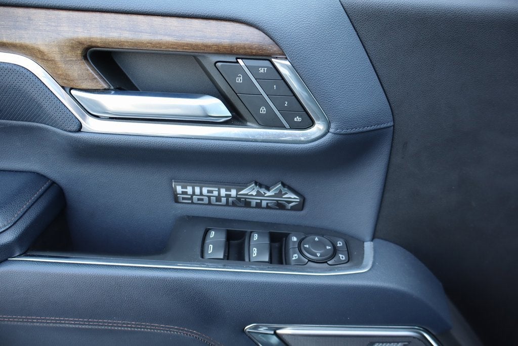 2023 Chevrolet Silverado 1500 High Country