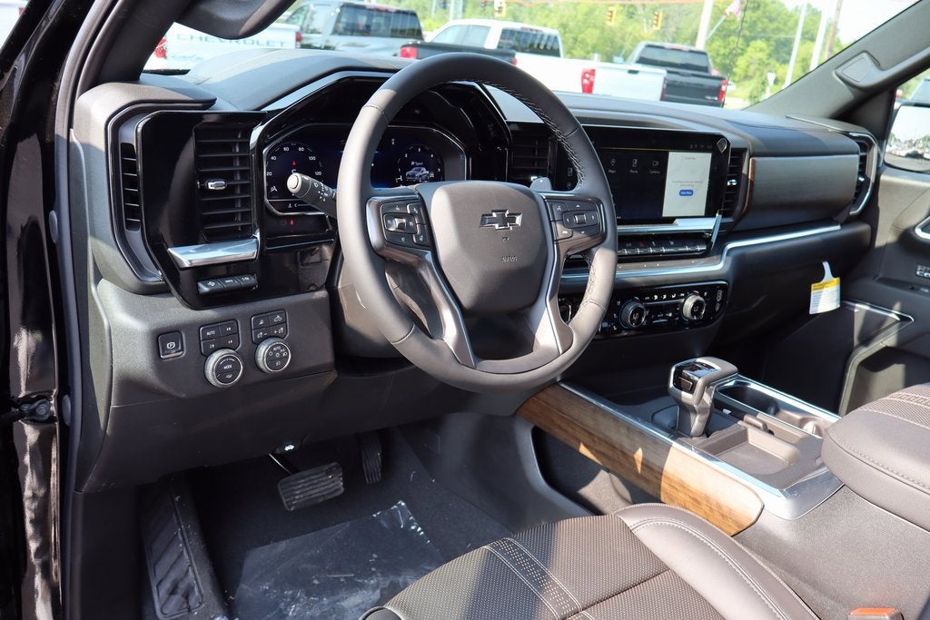 2025 Chevrolet Silverado 1500 High Country