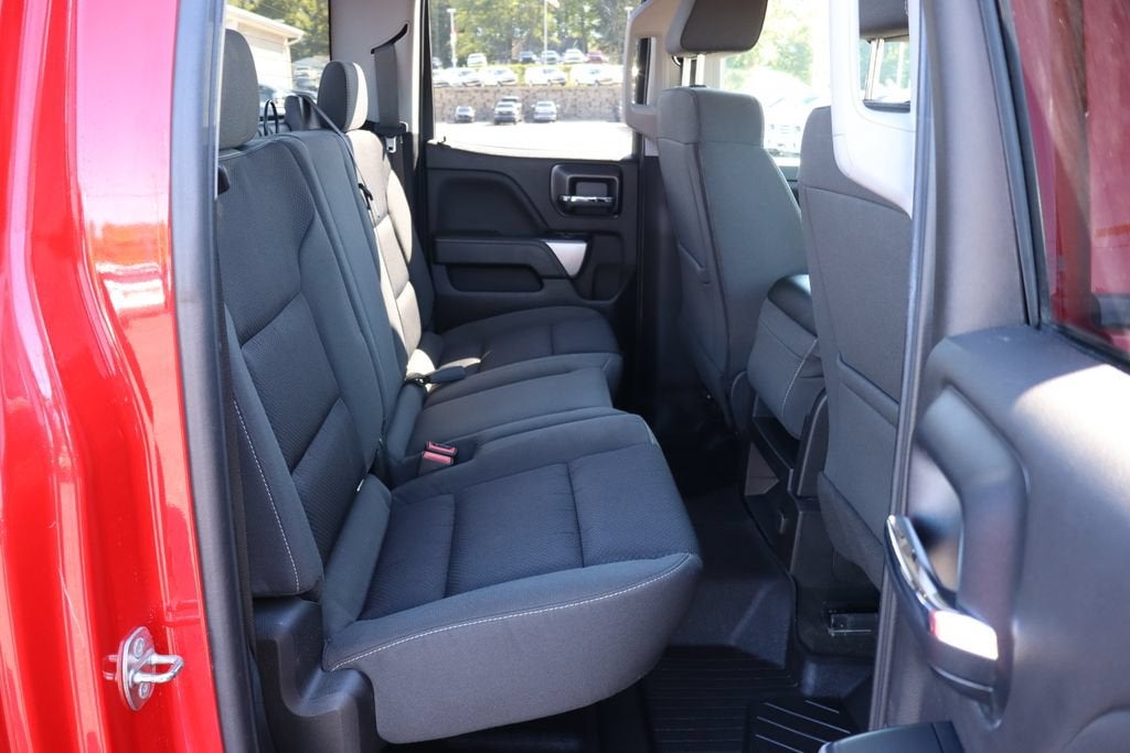 2018 Chevrolet Silverado 1500 LT Z71 - Photo 18