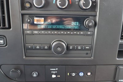 2025 Chevrolet Express Cargo WT