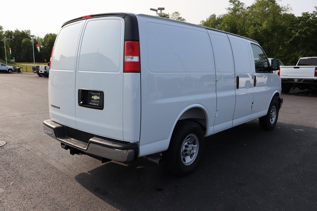 2025 Chevrolet Express Cargo 2500 WT