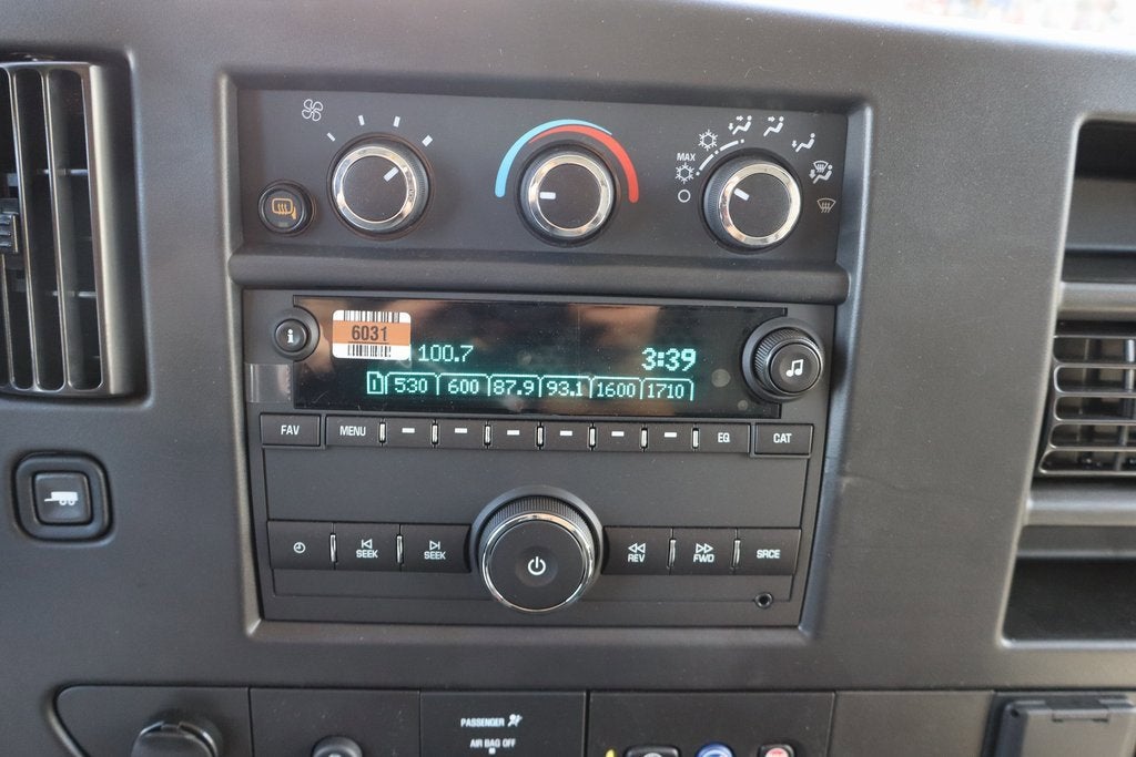 2025 Chevrolet Express Cargo 2500 WT