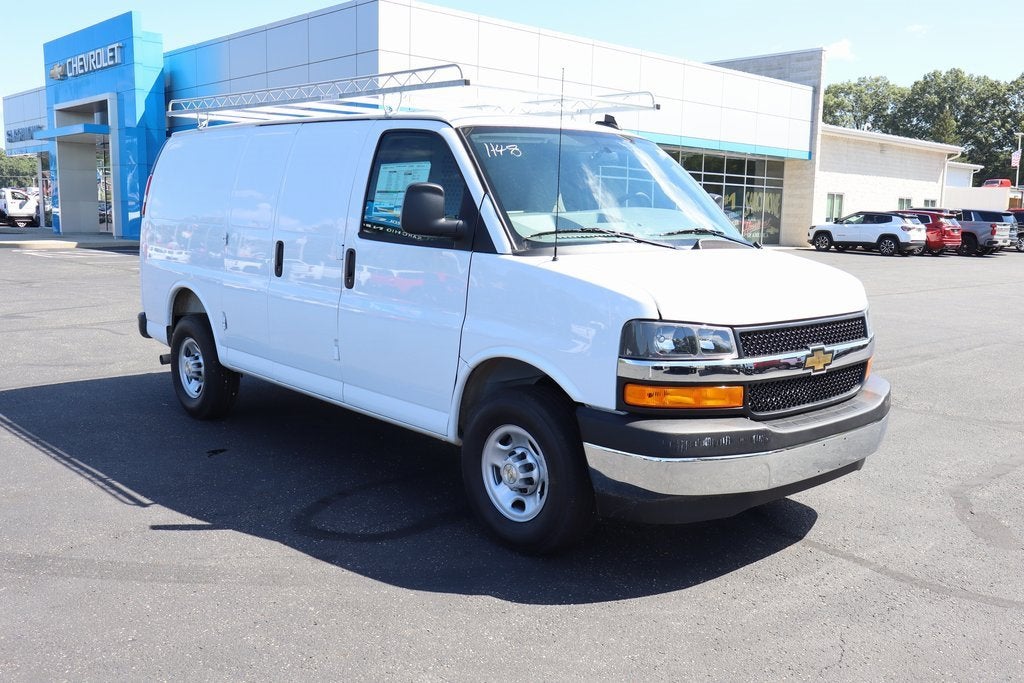 2025 Chevrolet Express Cargo 2500 WT