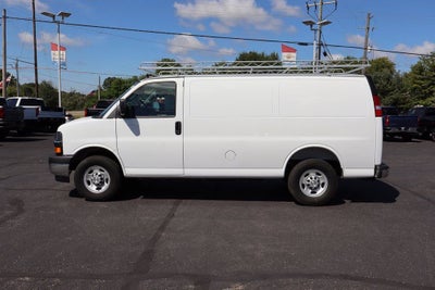 2025 Chevrolet Express Cargo WT