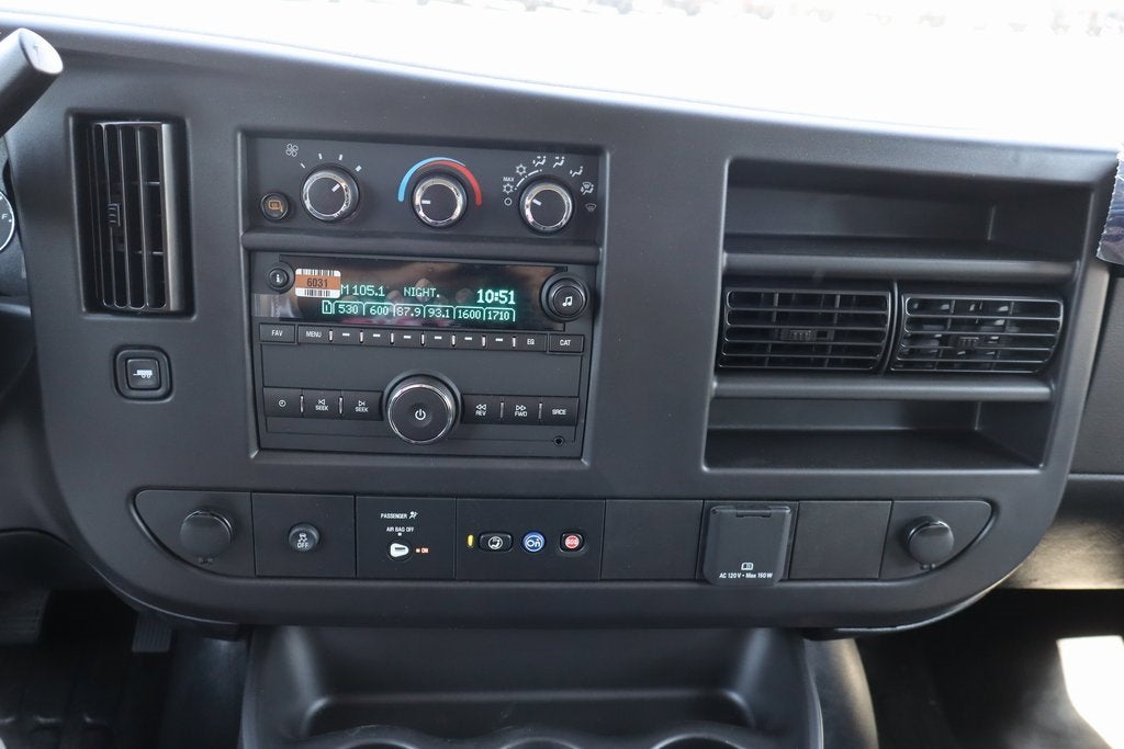 2025 Chevrolet Express Cargo 2500 WT