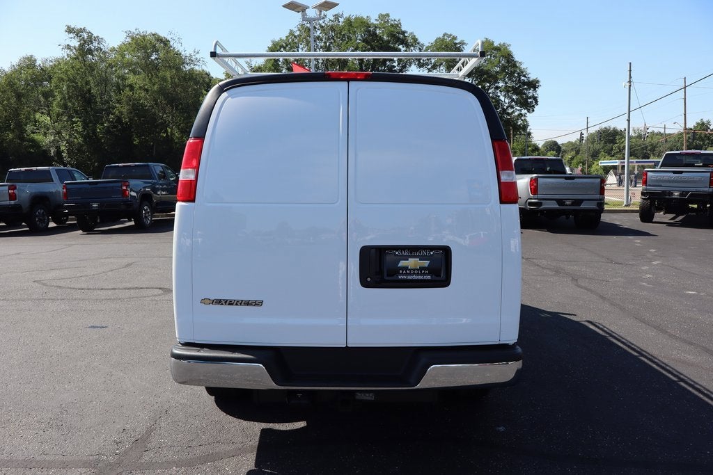 2025 Chevrolet Express Cargo 2500 WT