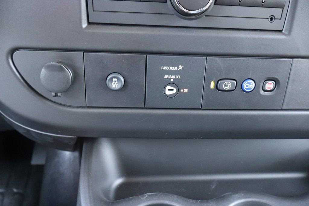 2025 Chevrolet Express Cargo WT