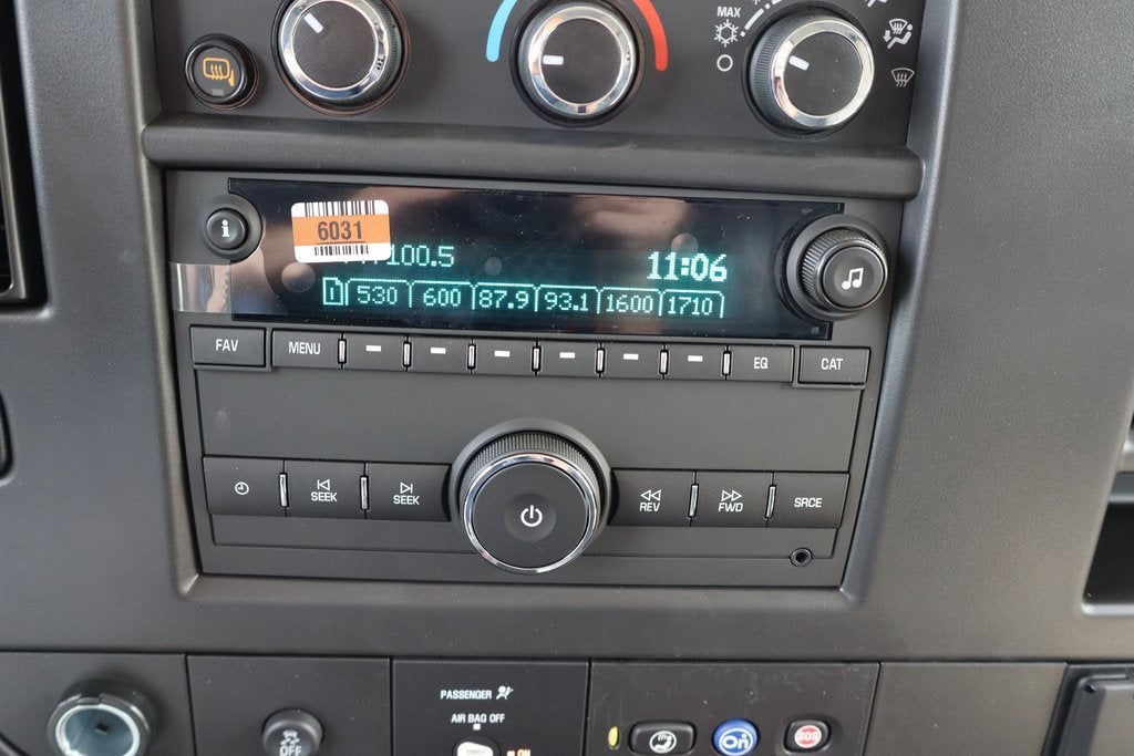 2025 Chevrolet Express Cargo 2500 WT