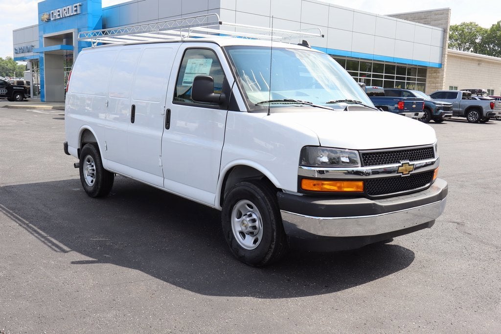 2025 Chevrolet Express Cargo 2500 WT