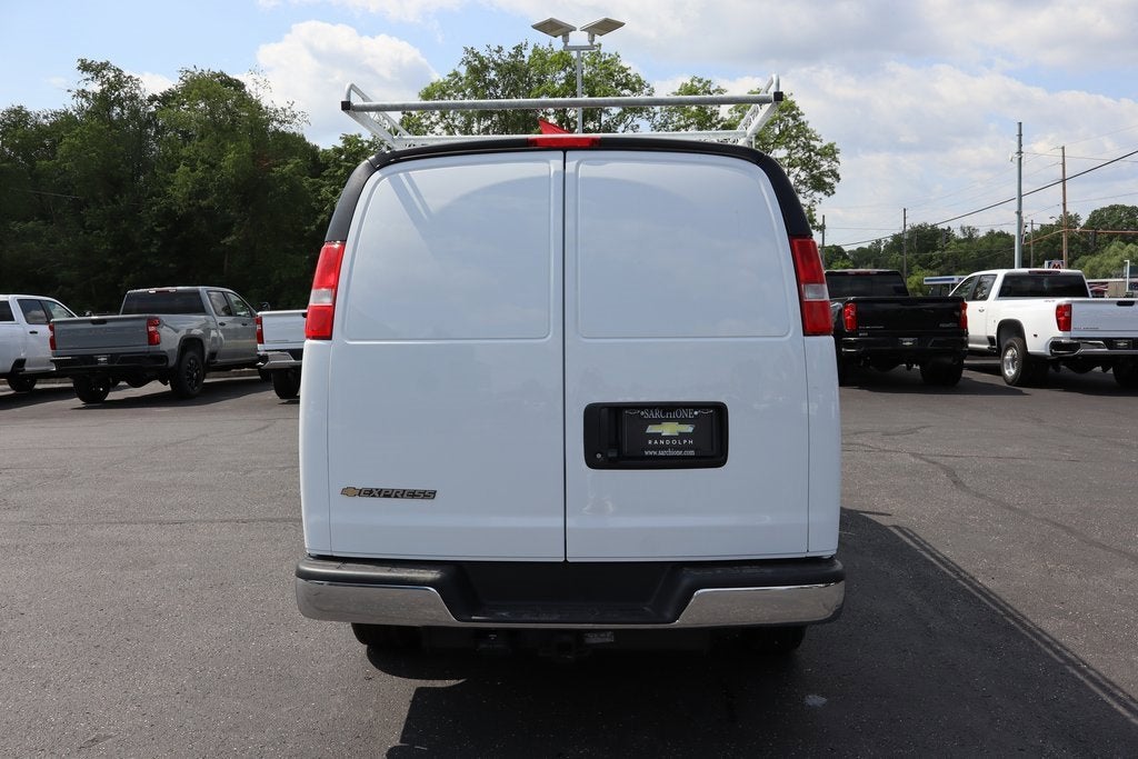 2025 Chevrolet Express Cargo 2500 WT