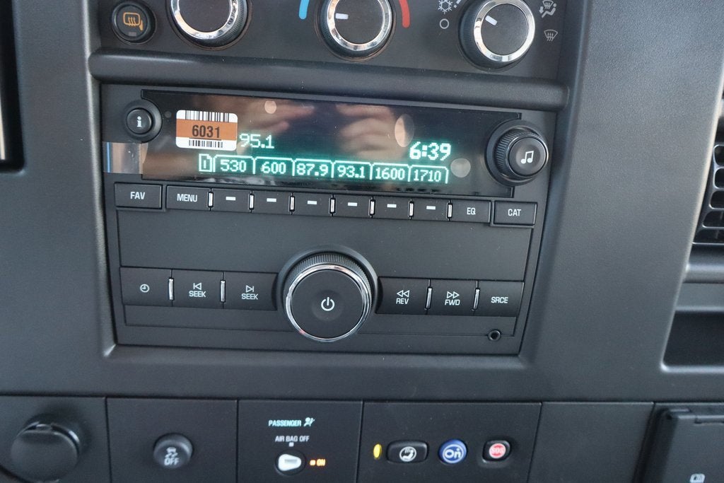 2025 Chevrolet Express Cargo 2500 WT