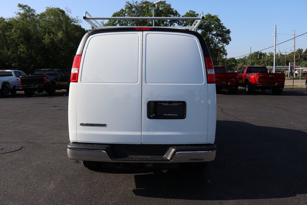 2025 Chevrolet Express Cargo 2500 WT