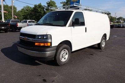 2025 Chevrolet Express Cargo WT