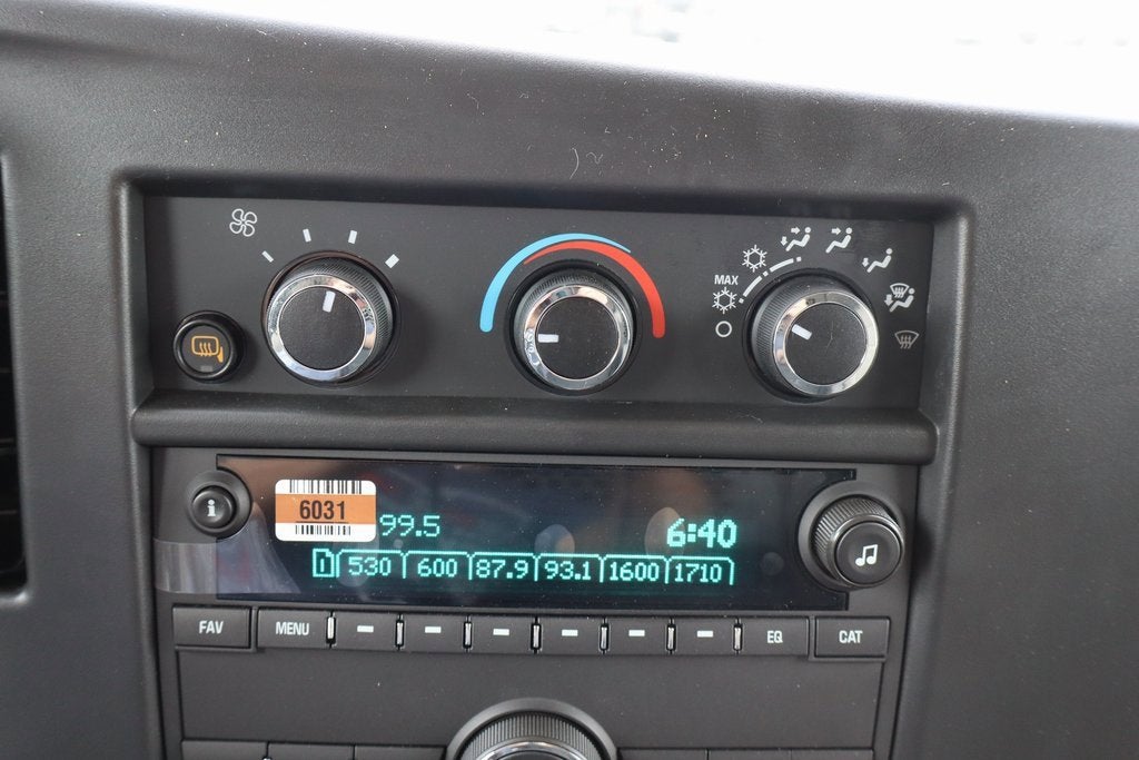 2025 Chevrolet Express Cargo 2500 WT