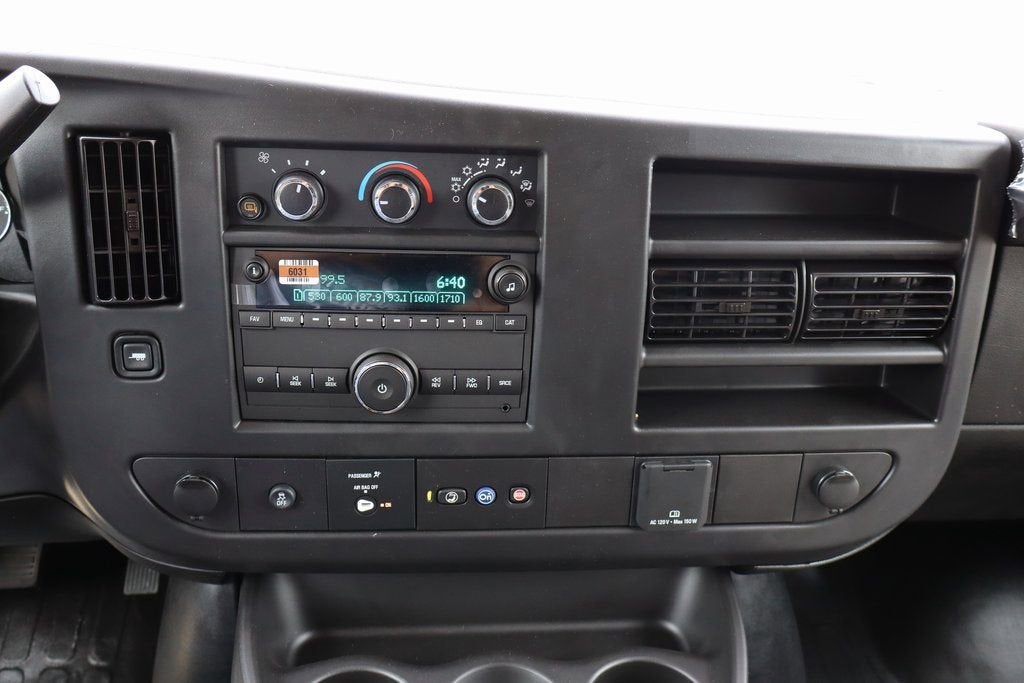 2025 Chevrolet Express Cargo 2500 WT