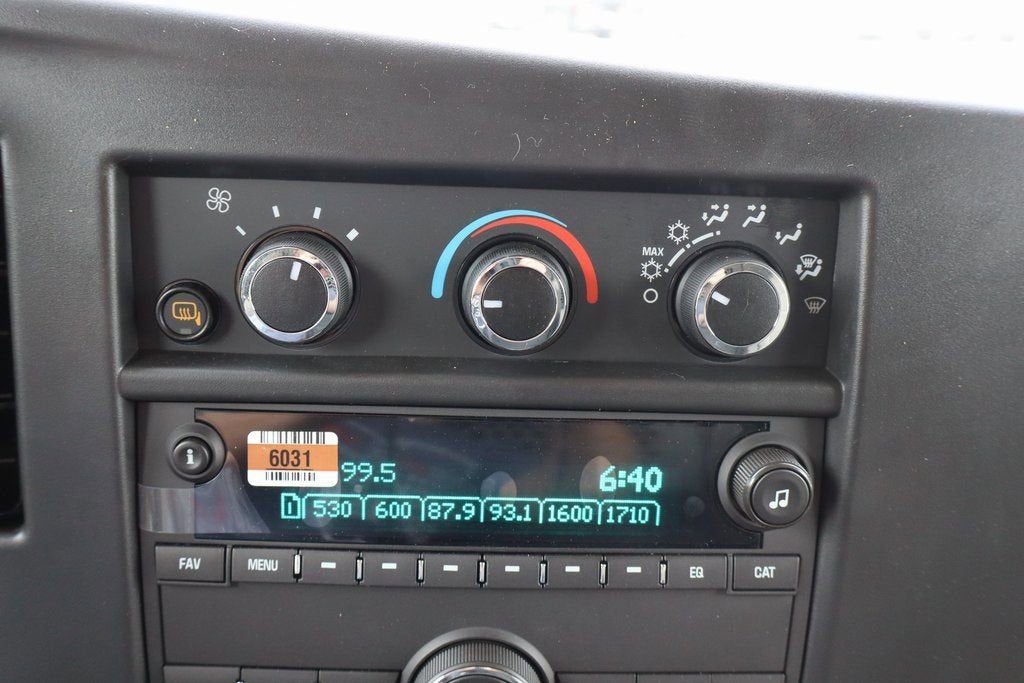 2025 Chevrolet Express Cargo 2500 WT