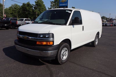2025 Chevrolet Express Cargo WT