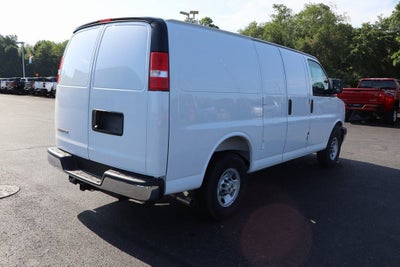 2025 Chevrolet Express Cargo WT