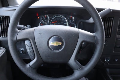 2025 Chevrolet Express Cargo WT