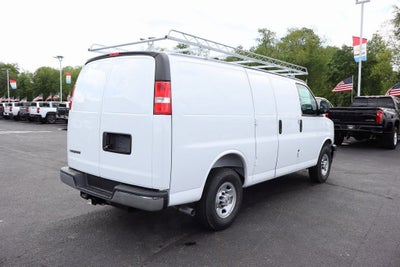 2025 Chevrolet Express Cargo WT