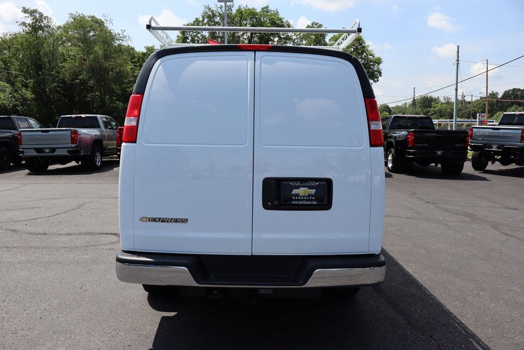 2025 Chevrolet Express Cargo 2500 WT