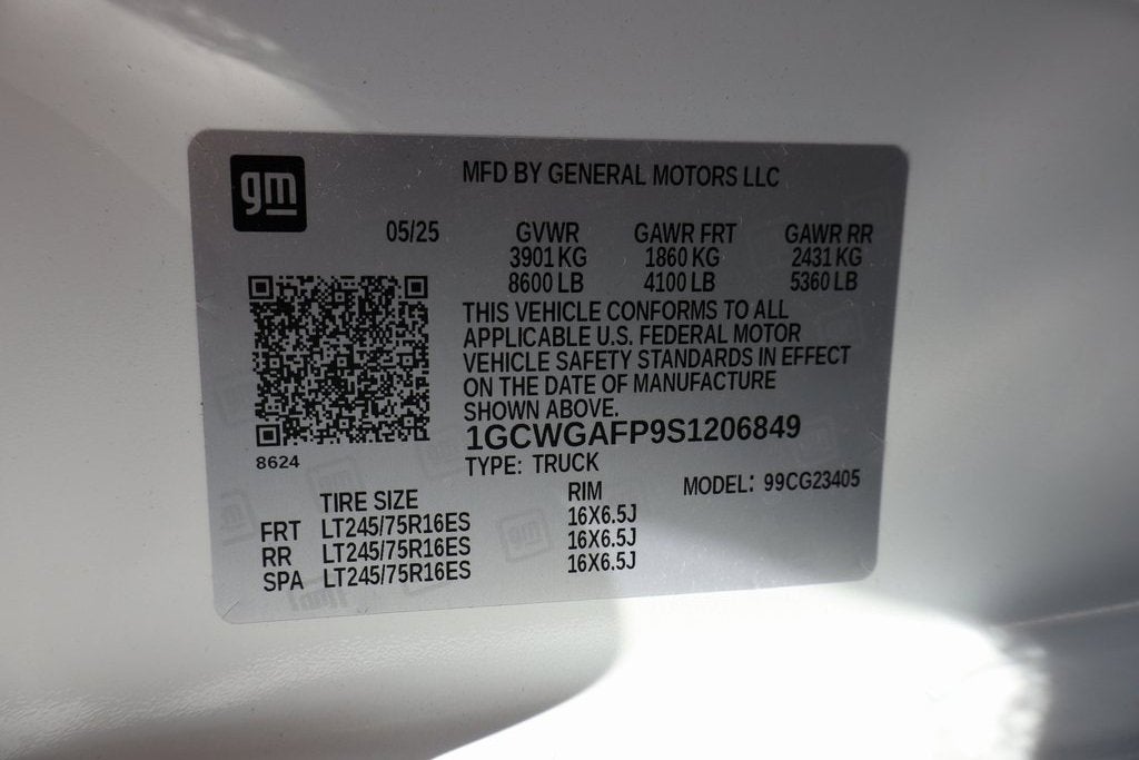 2025 Chevrolet Express Cargo 2500 WT