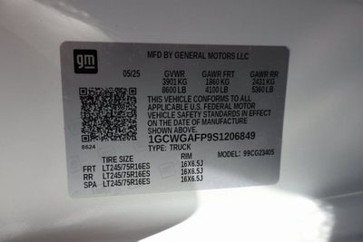 2025 Chevrolet Express Cargo WT