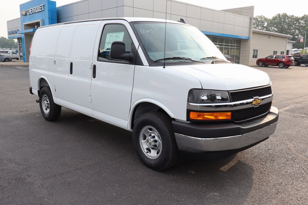 2025 Chevrolet Express Cargo 2500 WT
