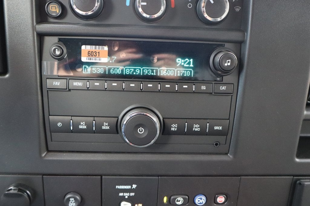 2025 Chevrolet Express Cargo 2500 WT