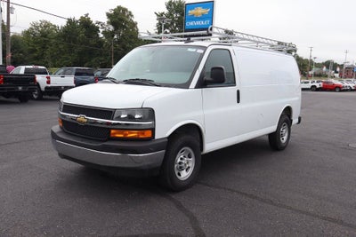2025 Chevrolet Express Cargo WT