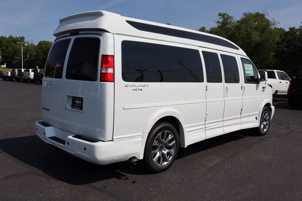 2025 Chevrolet Express Cargo 2500 WT