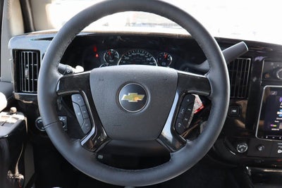 2025 Chevrolet Express Cargo WT